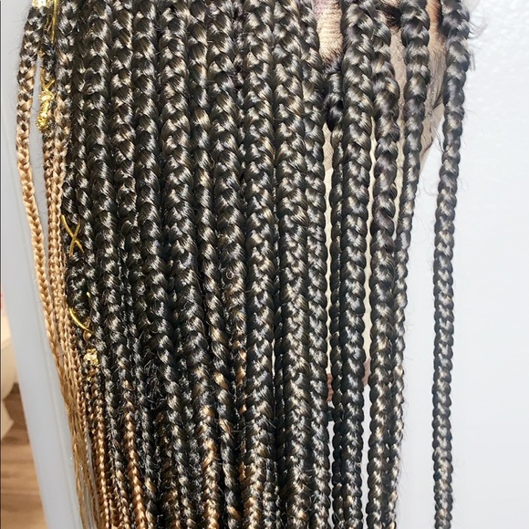 26” Braided Full Lace Wig Box Braids - Picture 3 of 7